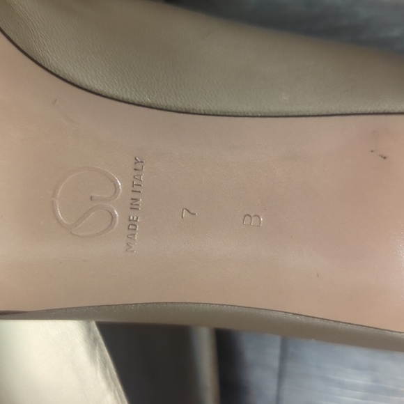 St. John Made in Italy Shoes - Picture 7 of 9